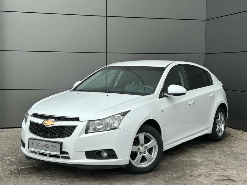 Chevrolet cruze белый