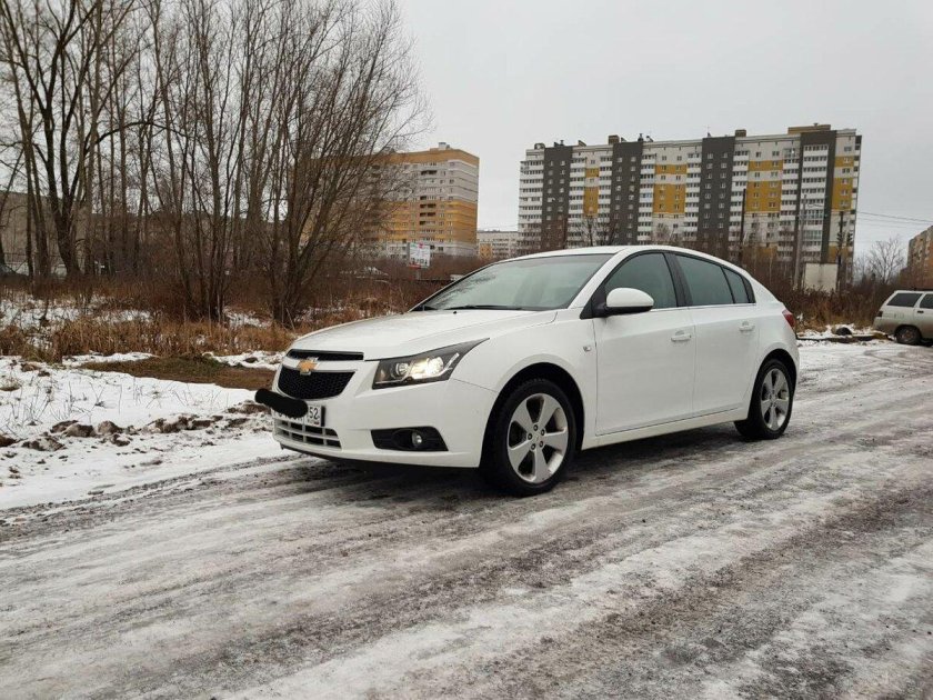 Chevrolet Cruze 2012 хэтчбек