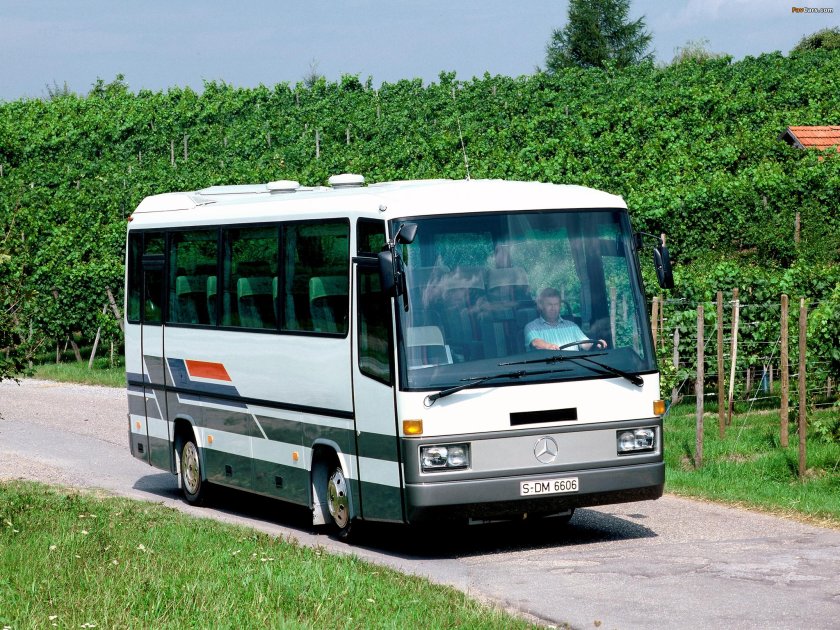 Mercedes Benz o301