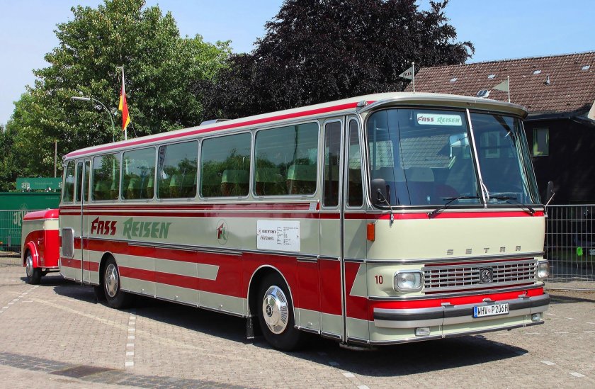 Setra s10