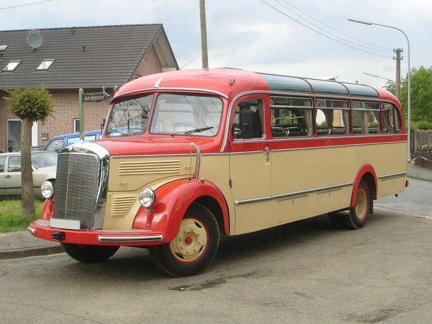 Mercedes o3500