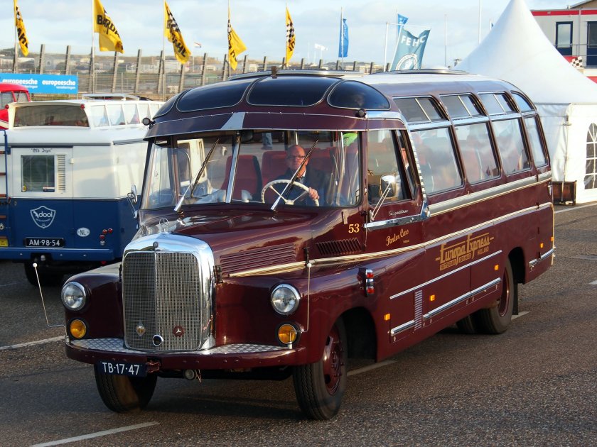 Mercedes Benz l312