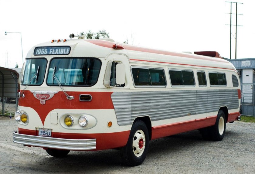 Американские автобусы Greyhound