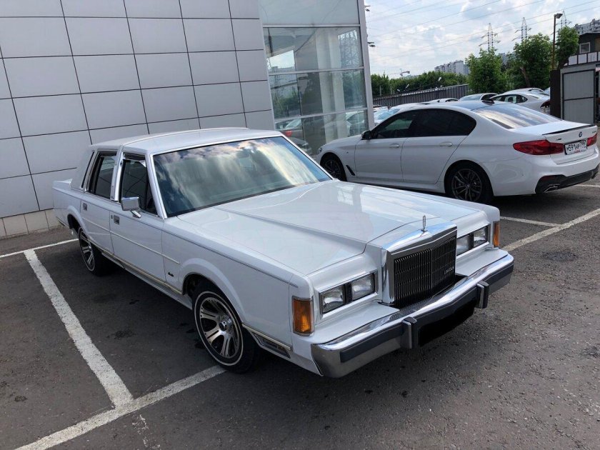 Lincoln town car 1989