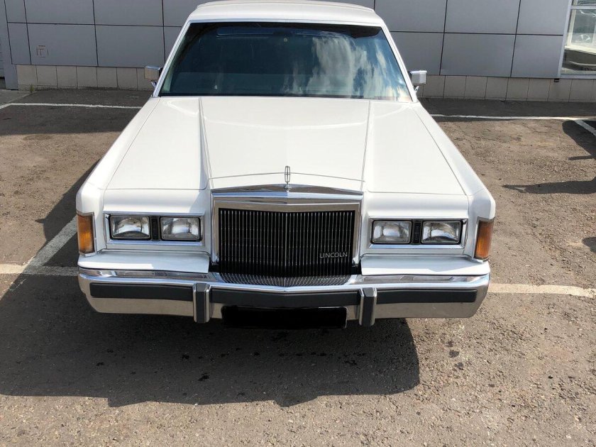 Линкольн таун кар 1988