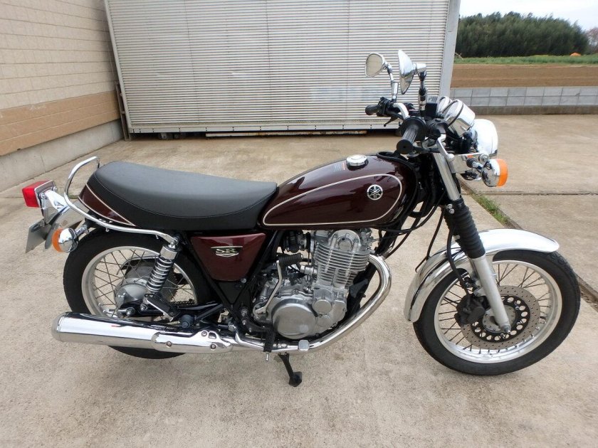 Yamaha sr400