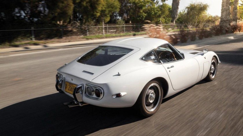 Toyota 2000gt