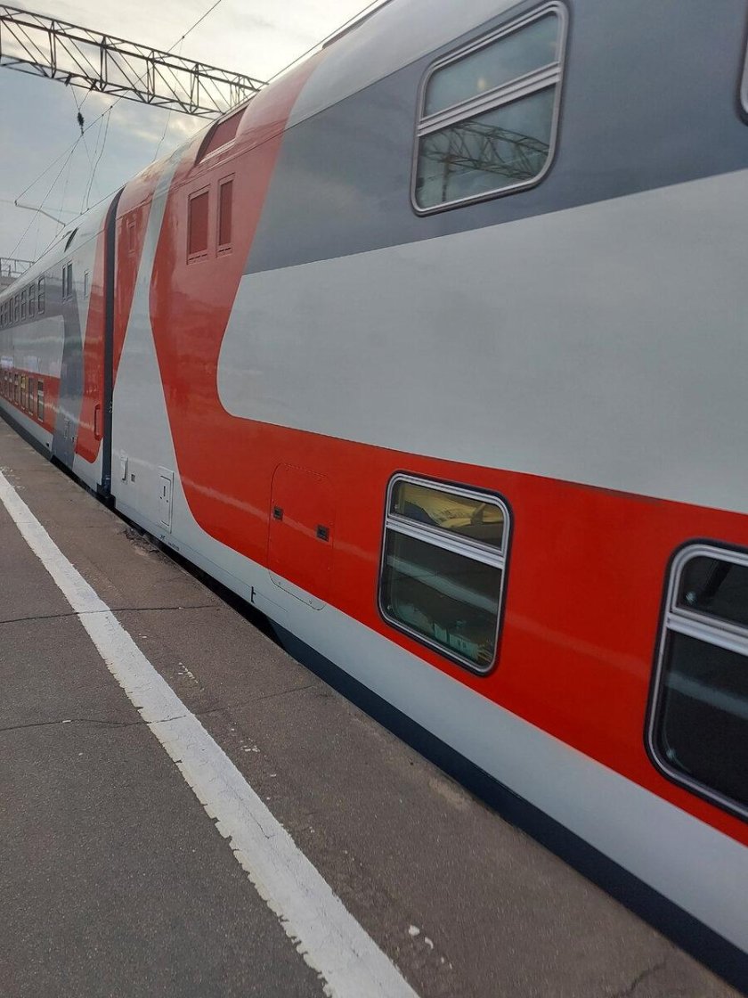 Двухэтажный поезд санкт петербург