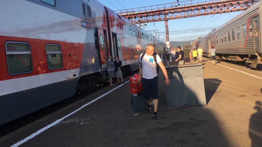 Поезд Москва