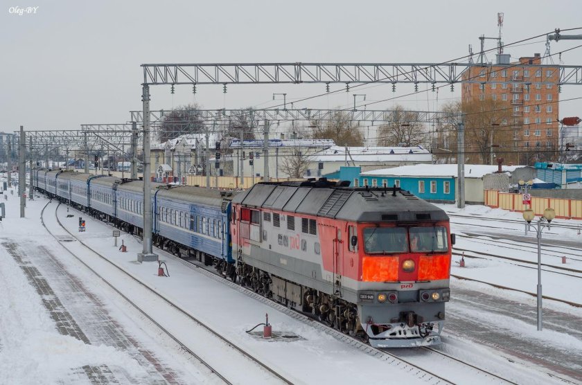Пассажирский дизель Локомотив