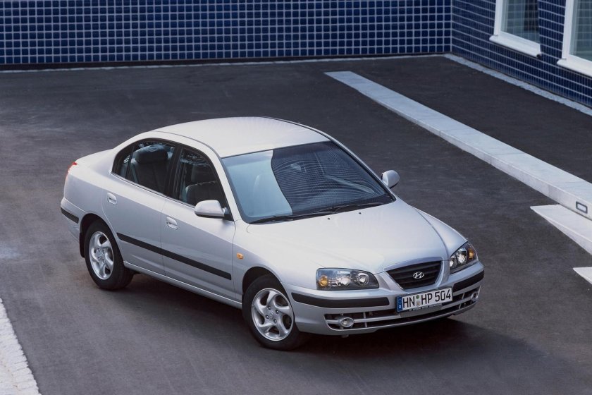 Hyundai Elantra XD 2003