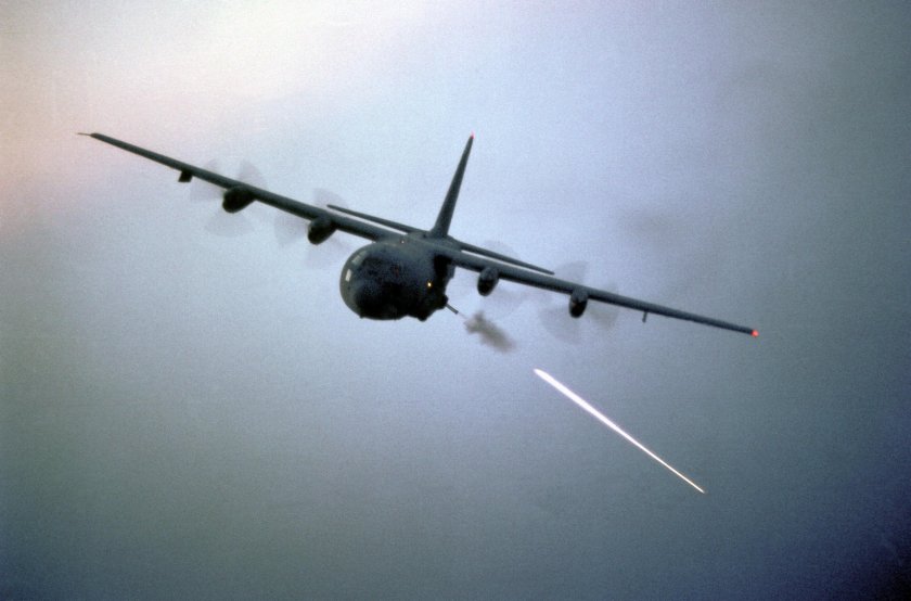 Летающая батарея Lockheed AC-130