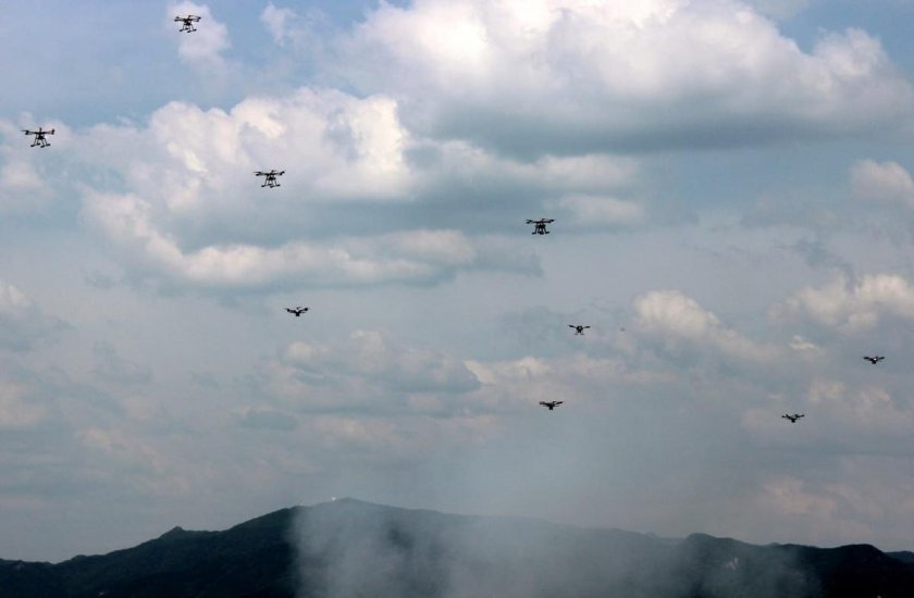 Беспилотник в небе