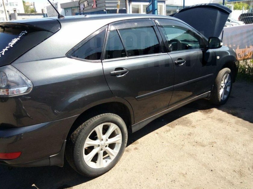 Toyota Harrier xu30