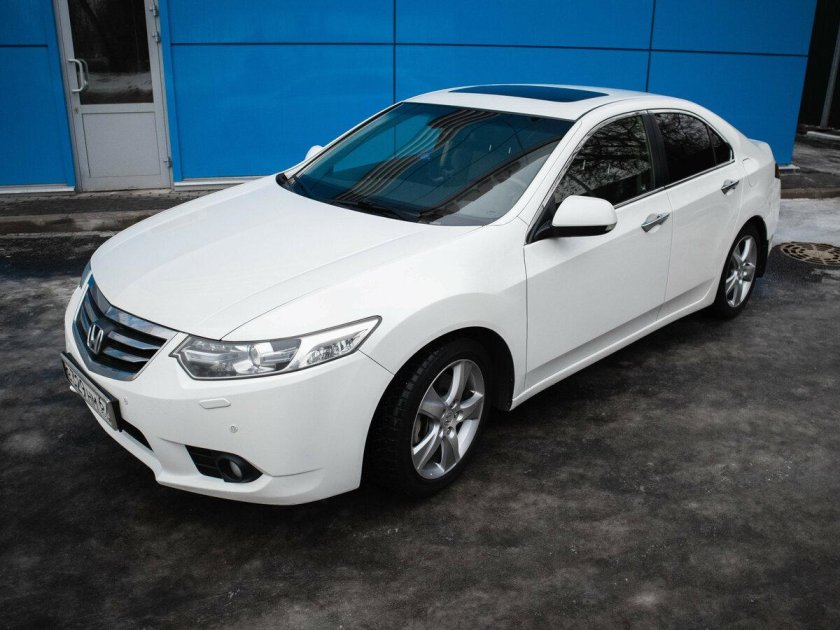 Хонда аккорд 2012 белый