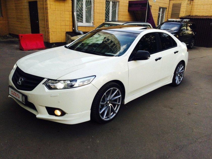 Honda Accord 2011 2.4