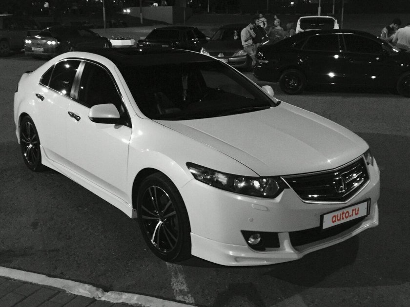 Хонда Аккорд 2008 белая