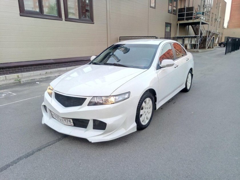 Хонда Аккорд 7 белый