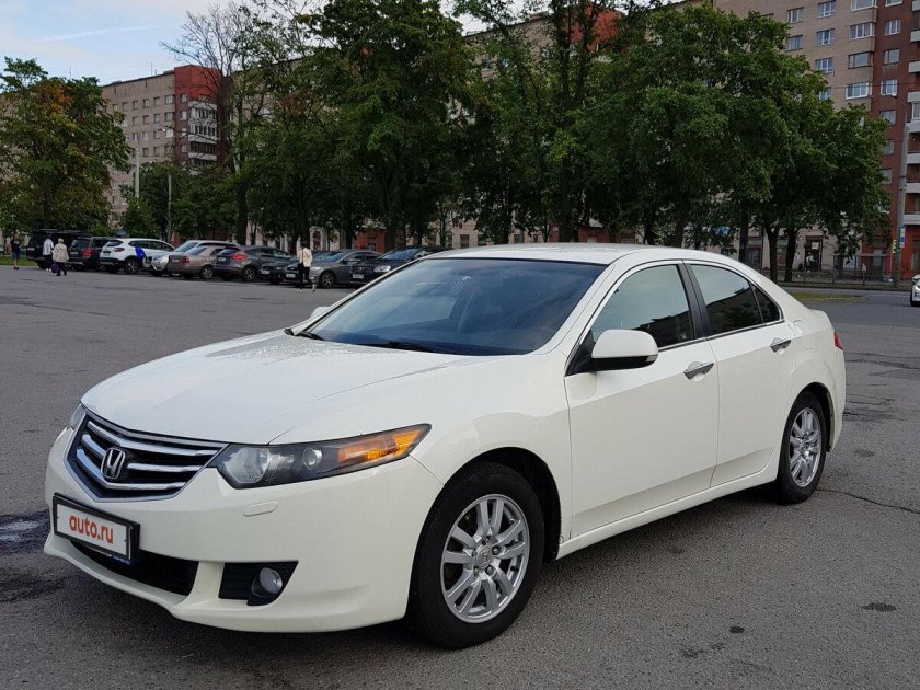 Honda Accord 2008 белая
