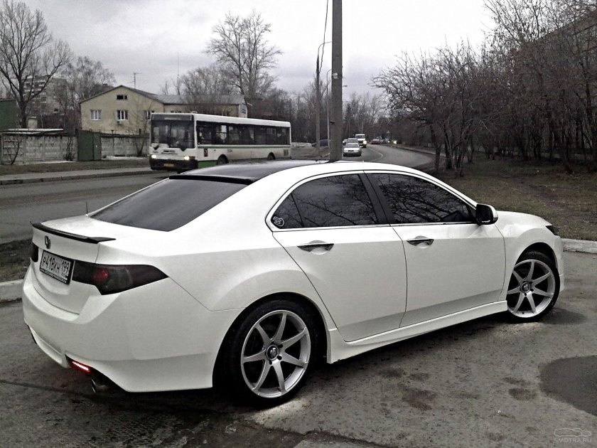 Honda Accord 2008 белая