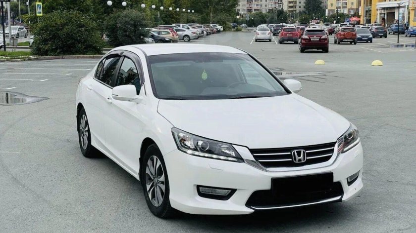 Хонда аккорд 2013 года