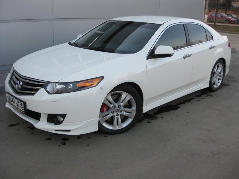 Honda Accord 8 белый