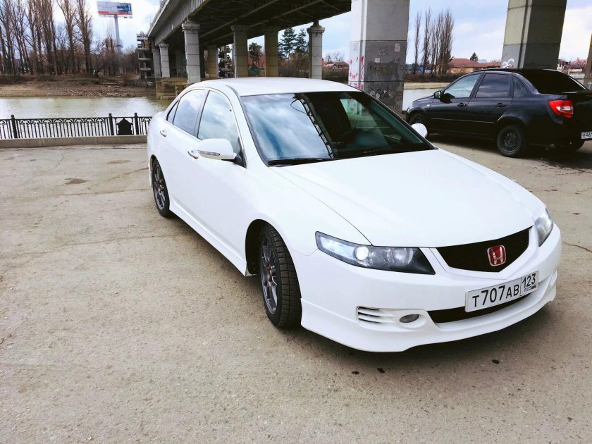 Honda Accord 7 Type s белый