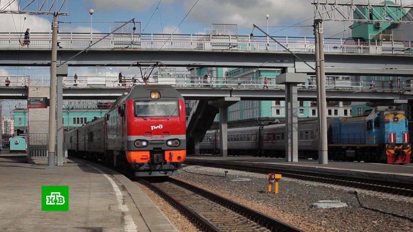 Работница вокзала