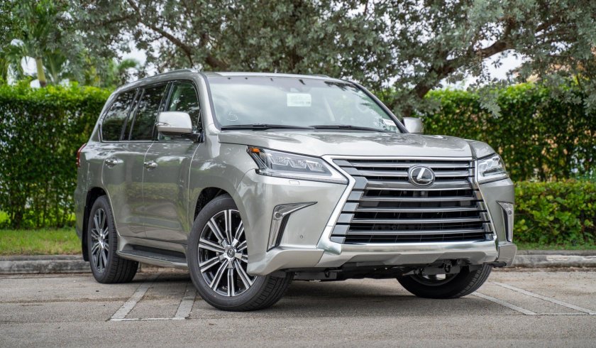 Lexus LX 570 2021