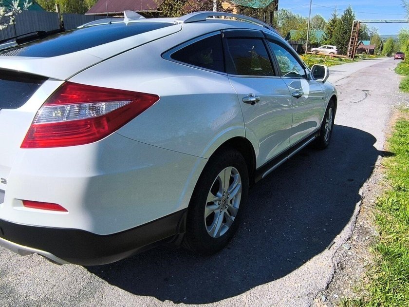 Honda crosstour i