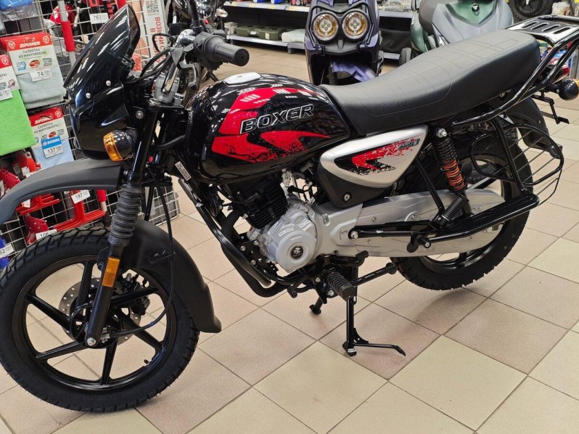 Мотоцикл bajaj boxer 150