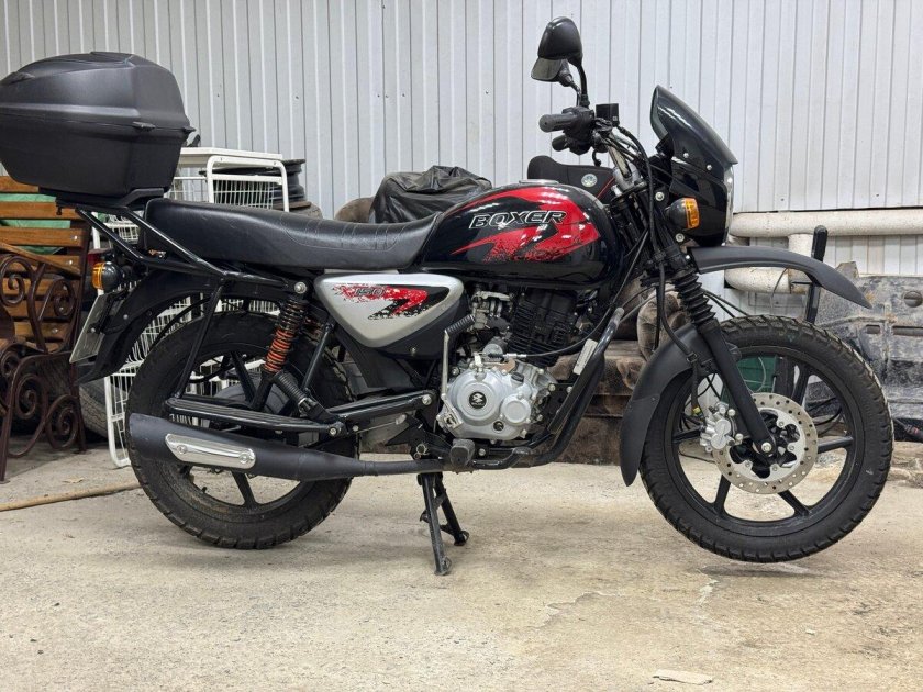 Мотоцикл bajaj boxer