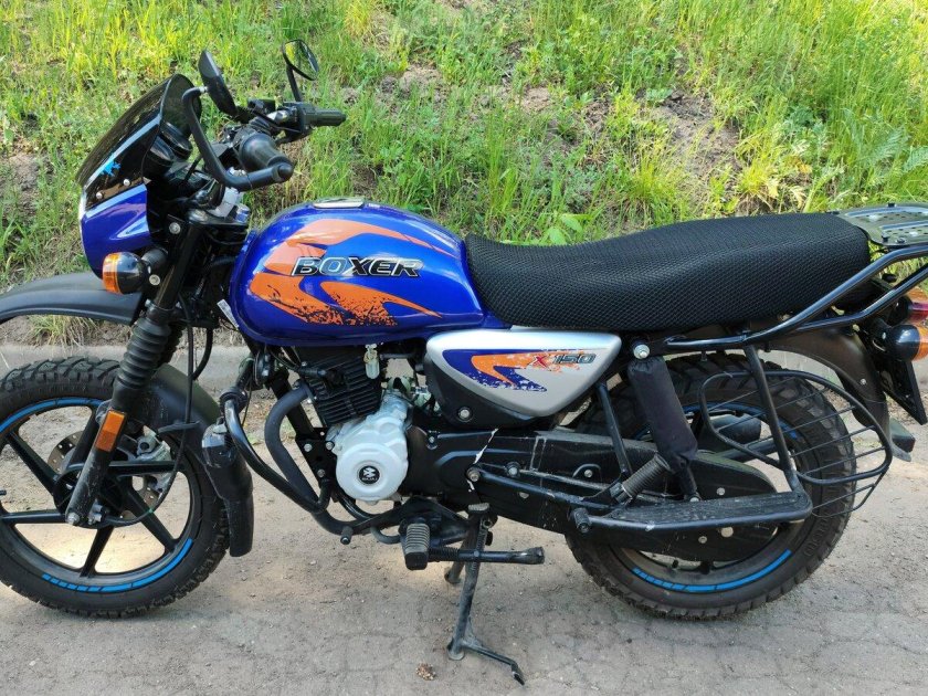 Мотоцикл bajaj boxer bm150x