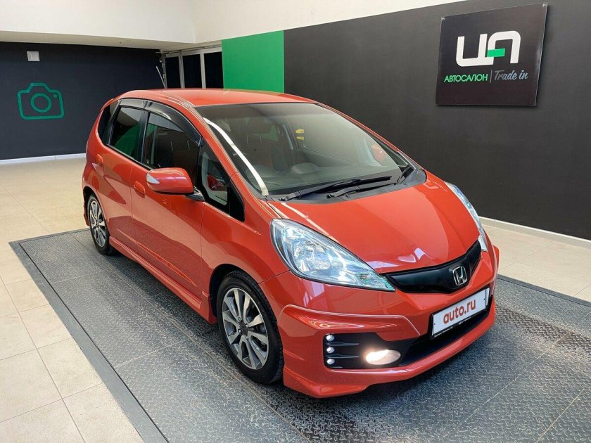 Хонда фит рс