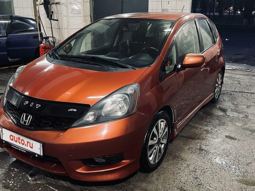 Honda fit 2011