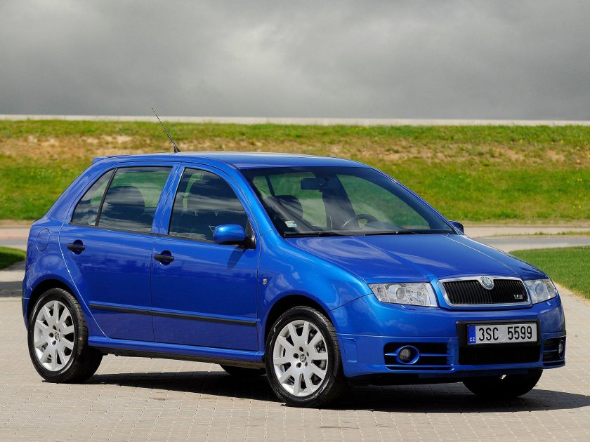 Шкода Фабия 2004 1.2