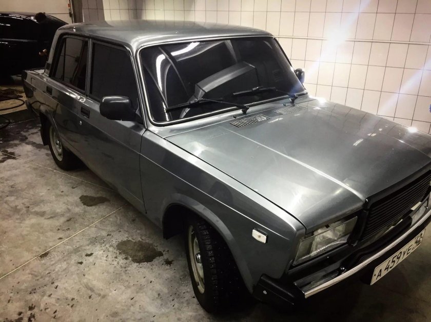 ВАЗ 2107 антихром