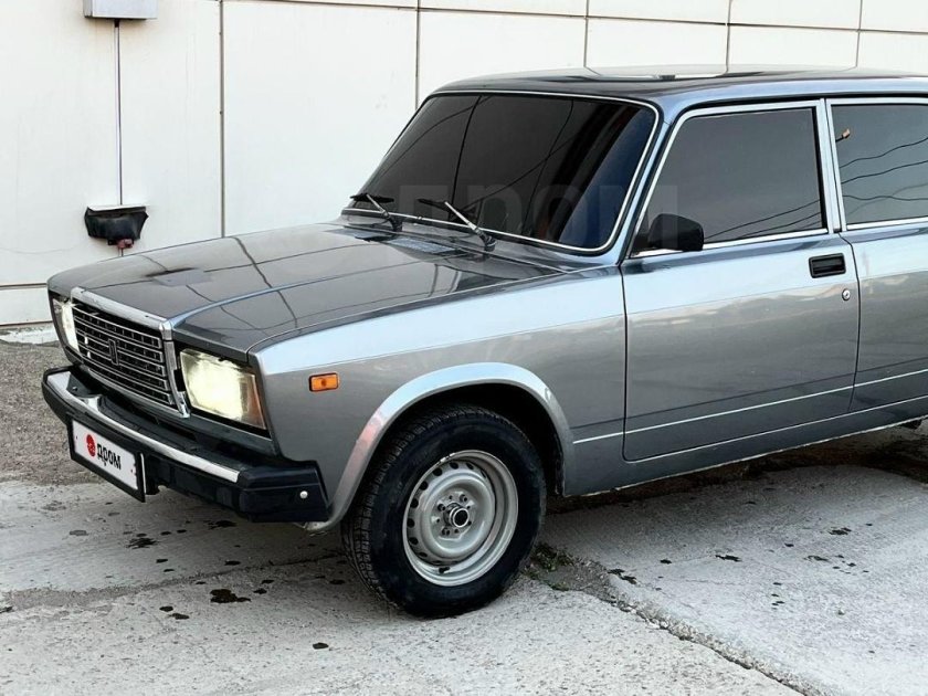 ВАЗ-2107 Жигули серый