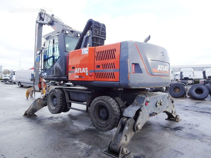 Экскаватор атлас 1304