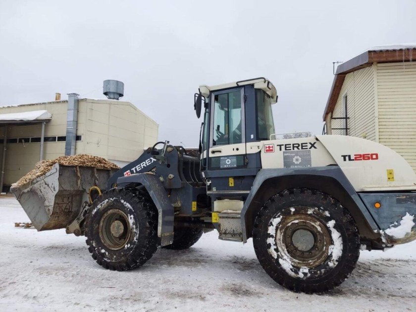 Фронтальный погрузчик терекс