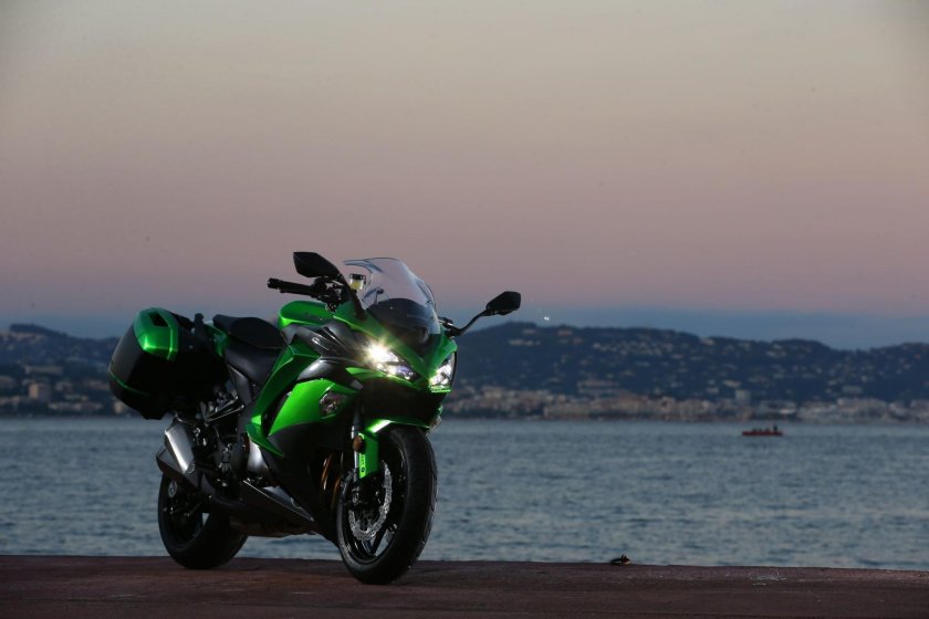 Кавасаки z1000