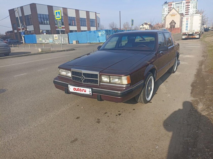 Dodge dynasty 1990