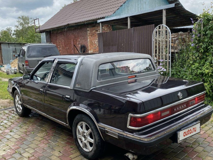 Chrysler new yorker 1990