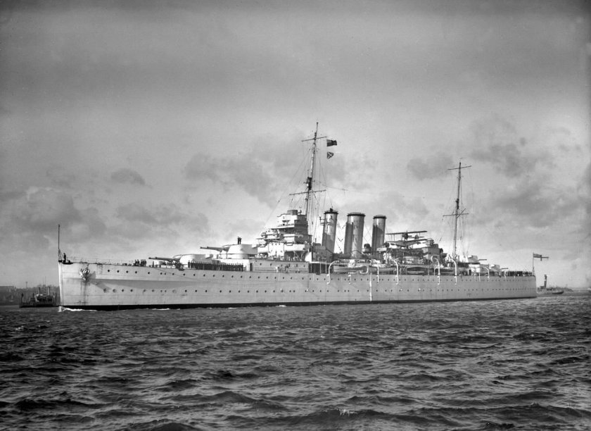 Тяжелый крейсер Лондон