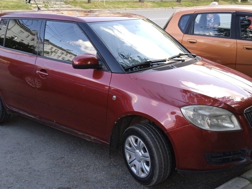 Шкода Фабия 2007 1.2