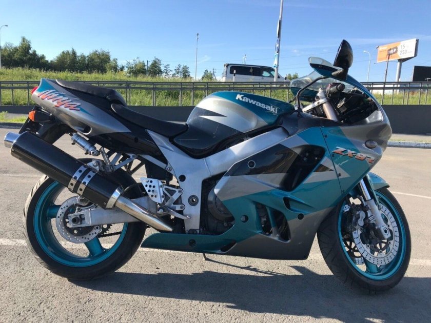 Kawasaki Ninja 900 ZX-9r
