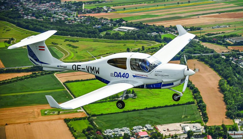 Полностью электрический самолет