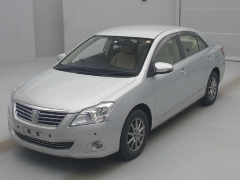 Toyota premio 2010