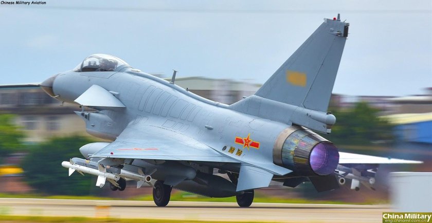 J-10 истребитель