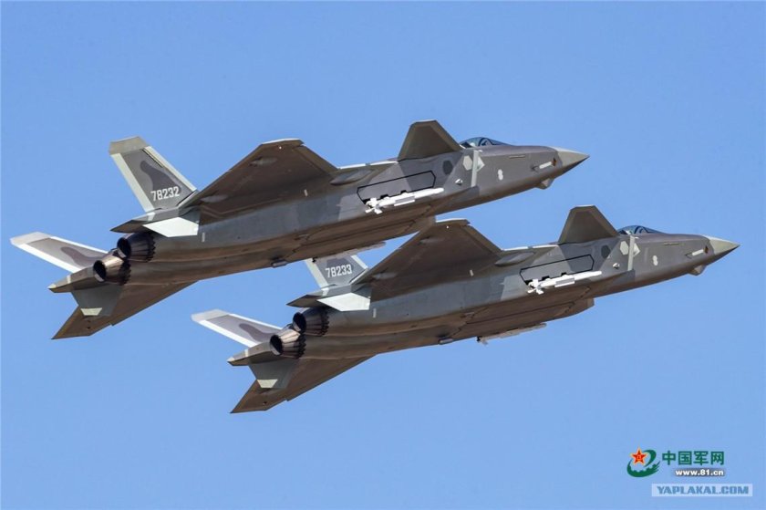 Истребитель 5 поколения России Су-57